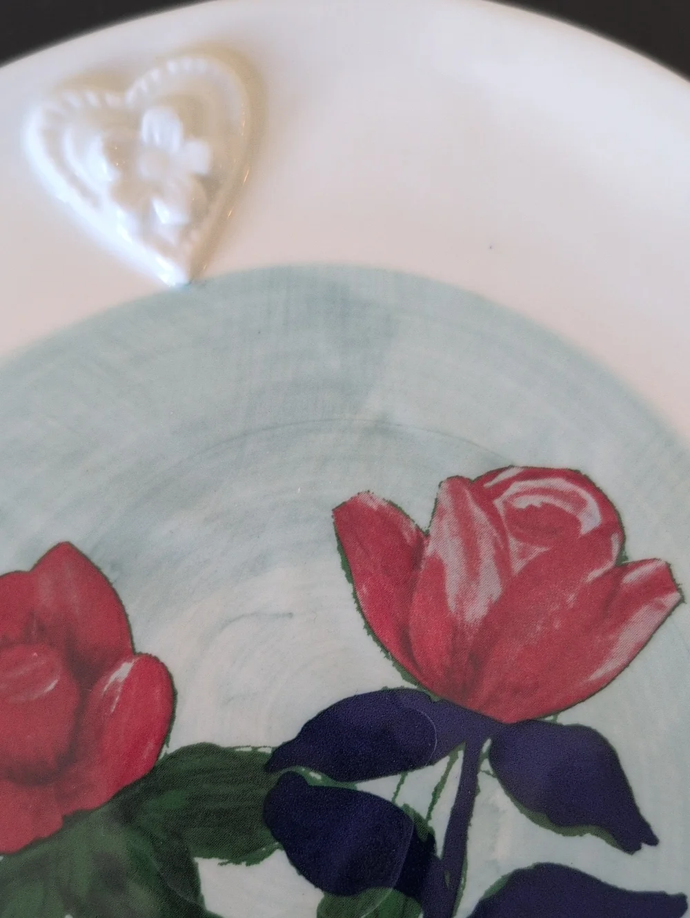 Anthropologie Francesca Kaye Hand Painted Stoneware Dessert Plate. 8.75